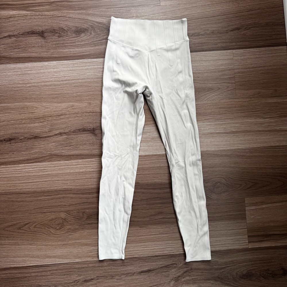 BuffBunny Small Bone White High Waisted Leggings booty Seam Contour